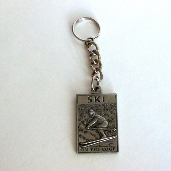 Vintage SKI ON THE EDGE SEAGULL PEWTER Key Ring Keychain 1997 - Picture 1 of 4